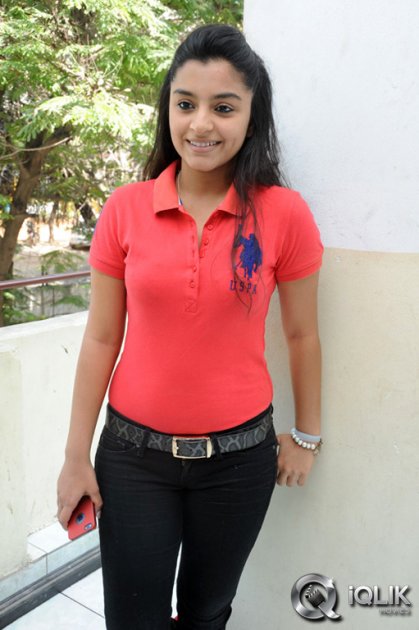 Alisha-Baig-at-Basanti-Movie-Audio-Success-Meet